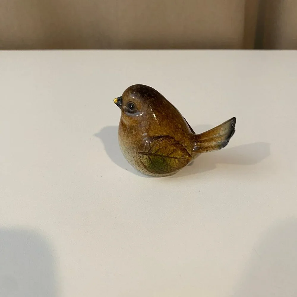 Vintage Ganz Leaf Bird‎ Pottery Figurine with Leaf-Shaped Wings 2”x2.5”